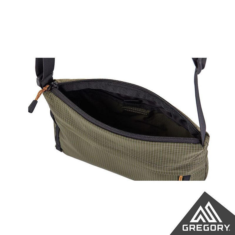 GREGORY 美國 2.5L CROSSBODY AL 輕量肩背包 卡其綠 時尚白 聚焦黑 側背包 GG138248