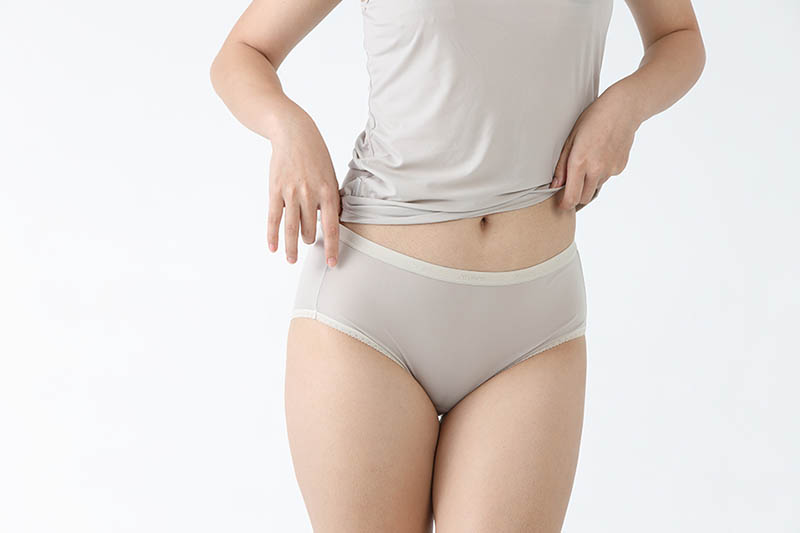 ATUNAS 歐都納 女款零著感抑菌涼感中腰內褲 A1UCGZ14W 透氣排汗 超輕 輕薄貼身 女三角褲