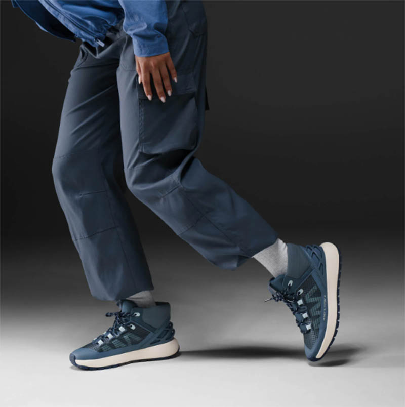 KIZIK 美國 Wasatch Mid 瓦薩奇 女款中筒休閒鞋 UWAM2501 藍灰 免用手 好穿脫 輕量