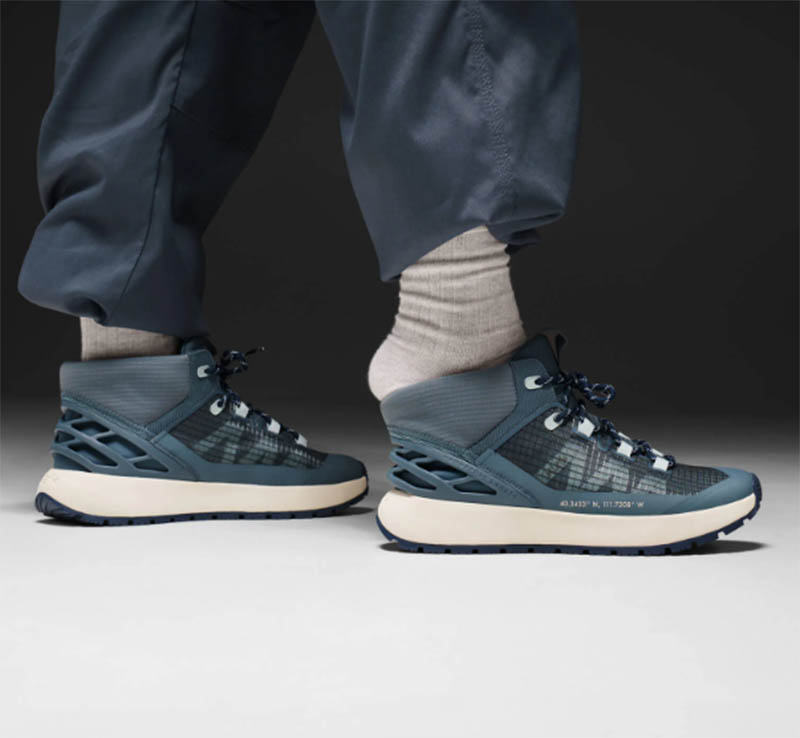 KIZIK 美國 Wasatch Mid 瓦薩奇 女款中筒休閒鞋 UWAM2501 藍灰 免用手 好穿脫 輕量