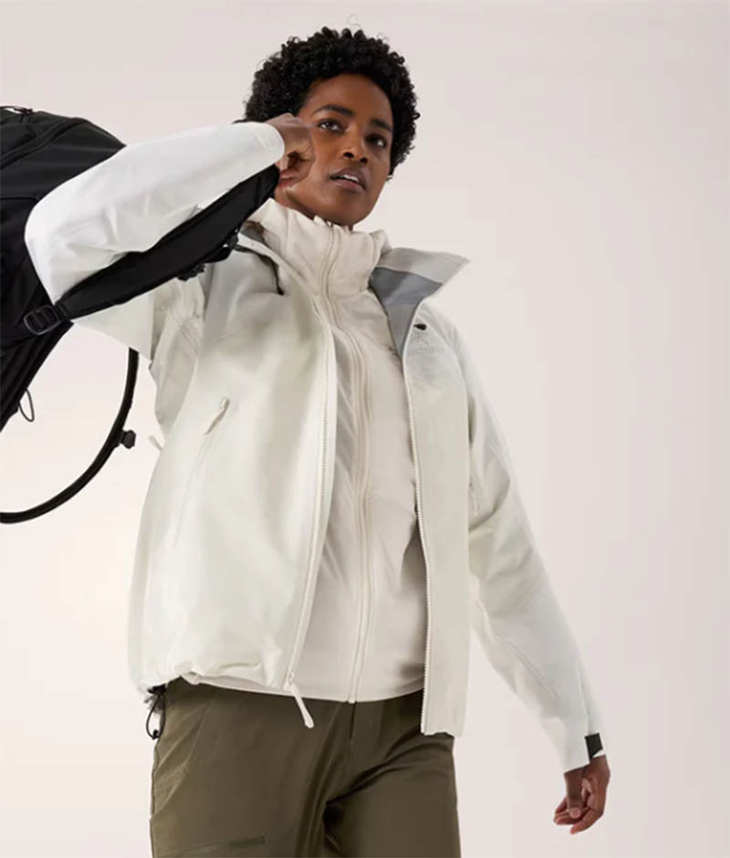 Arcteryx 始祖鳥 女款 Atom 化纖連帽外套 糧草綠II 絹絲白 戶外保暖外套 X000009452