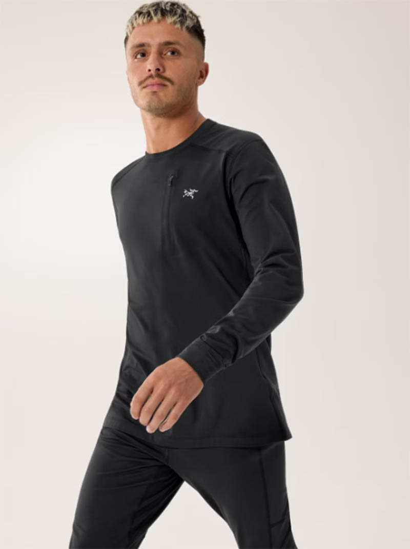 ARC'TERYX 始祖鳥 男 Rho LT 圓領衫 黑 X000009417 輕量級保暖內著衣 登山底層衣男 Rho LT 圓領衫 黑 X000009417 輕量級保暖內著衣 登山底層衣