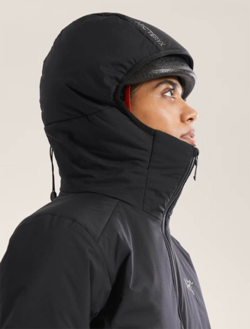 Arcteryx 始祖鳥 女 Atom SV 化纖外套 黑 X000009853 連帽保暖外套 Coreloft外套