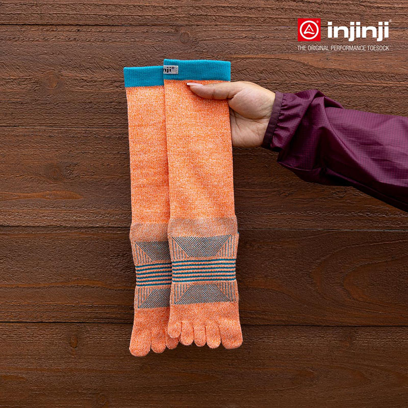 injinji 美國 女 Trail野跑避震吸排五趾中筒襪FX 彗星橙 高嶺綠 WAA39