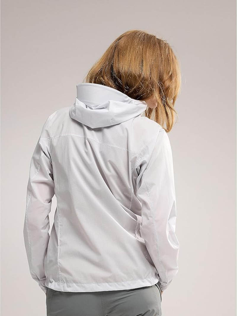 ARC'TERYX 始祖鳥 女 Squamish 連帽風衣外套 黑 空氣灰 X000006946 登山夾克