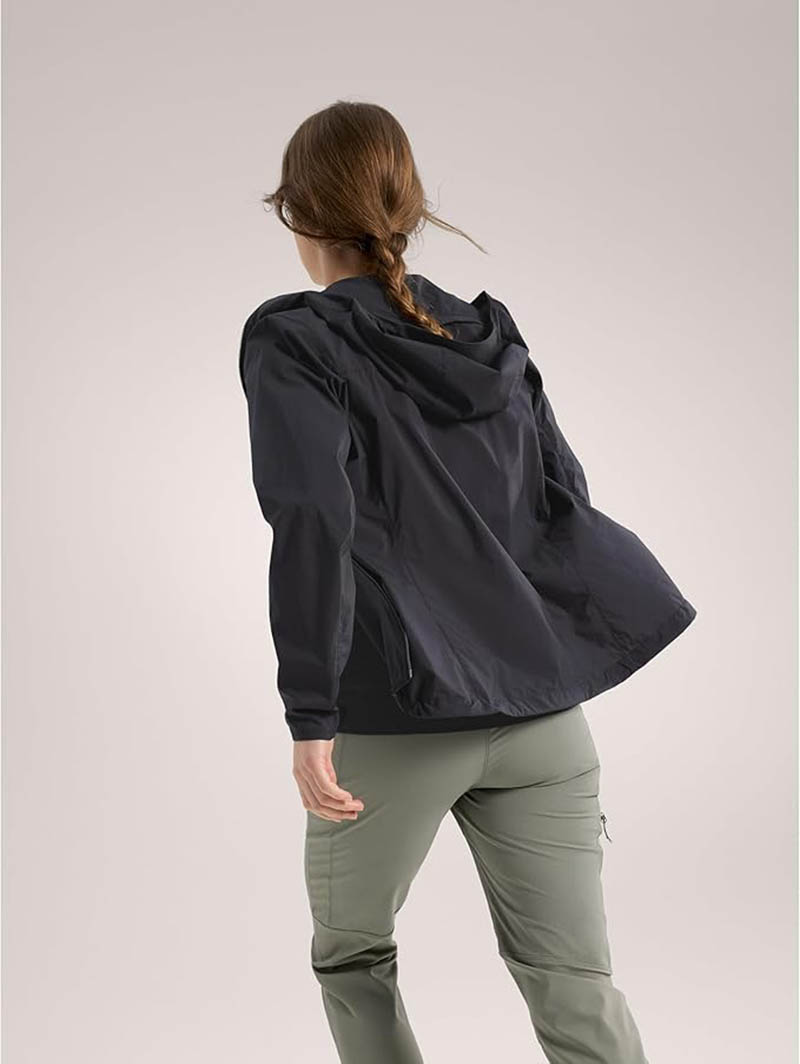 ARC'TERYX 始祖鳥 女 Squamish 連帽風衣外套 黑 空氣灰 X000006946 登山夾克