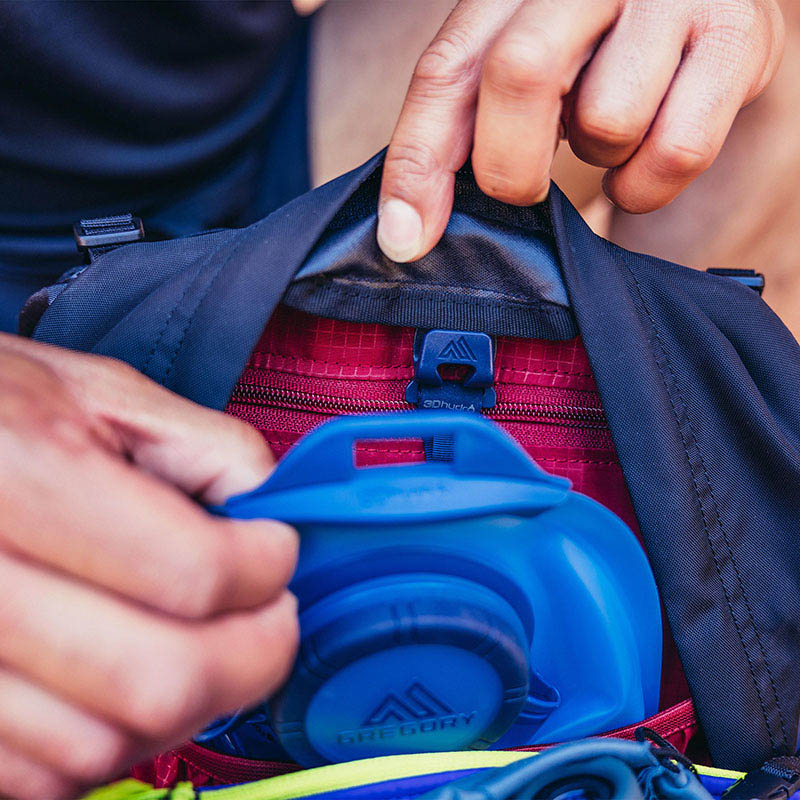 GREGORY ZULU LT 20L 多功能登山背包 牧草綠 火山黑 輕量背包 透氣網背包 GG149315