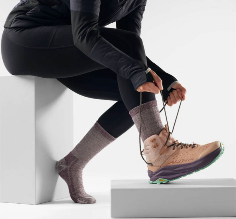 SmartWool 美國 女中級減震徒步中長襪 塵灰色 酒紅色 SW010294 羊毛襪 運動襪 戶外機能襪