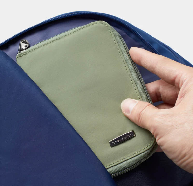 TRAVELON 美國 RFID 護照證件錢包 綠 TL-43401 護照包 拉鍊錢包 出國旅遊 防盜