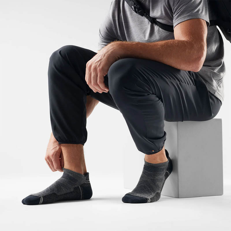 SmartWool 美國 機能戶外全輕量減震踝襪 中性灰 羊毛襪 健行襪 登山襪 SW001610052