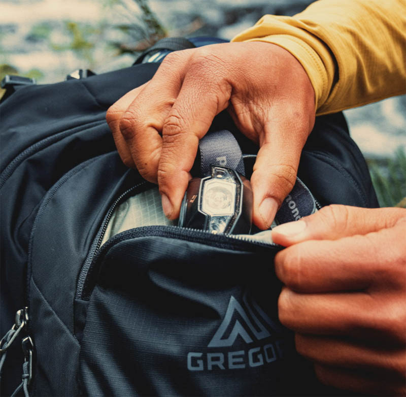 GREGORY 美國 ARRIO 28 多功能登山背包 星光藍 松木黑 28L 透氣網架背包 GG157885
